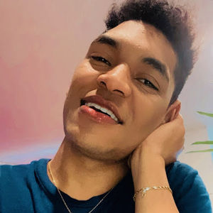 Meet your Posher, Lazaro